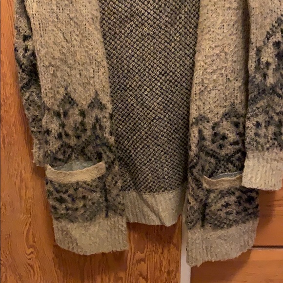 Free People cardigan - Picture 2 of 4